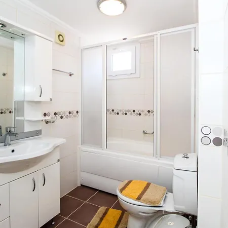 Tekce Yesiluzumlu N17 Villa