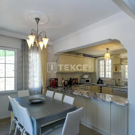 Tekce Yesiluezuemlue No 17 Villa Üzümlü