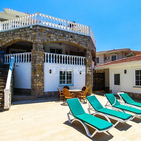 Tekce Yesiluezuemlue No 17 Villa Üzümlü