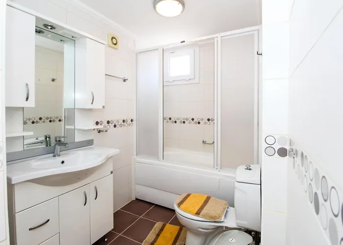 Tekce Yesiluzumlu N17 Villa