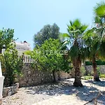 Tekce Yesiluezuemlue No 17 Βίλα