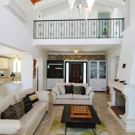 Tekce Yesiluzumlu N17 * Uzumlu (Aegean)