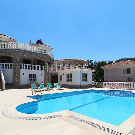 Tekce Yesiluezuemlue No 17 Uzumlu (Aegean)