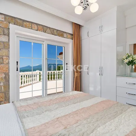 Villa Tekce Yesiluezuemlue No 17 *